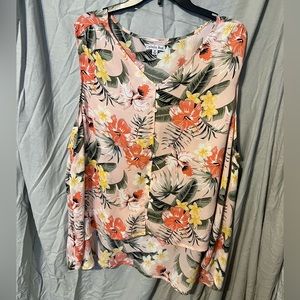 Ophelia Roe/3x/Sleeveless Floral Blouse